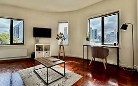 Superb City Views - Apartment, Work Or Just Relax!